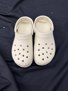 light worn crocs women shoes